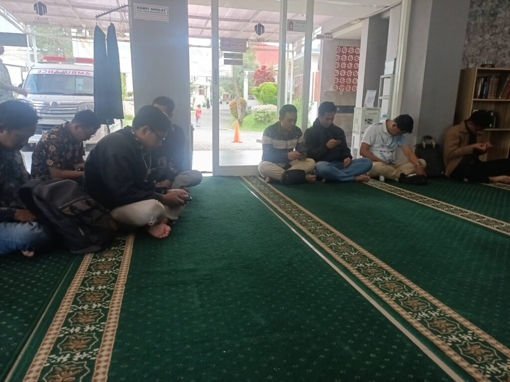 Kajian Kamis Sore di MPASA Bahas Fiqh Puasa, 100 Karyawan PrimaLand Group Hadir